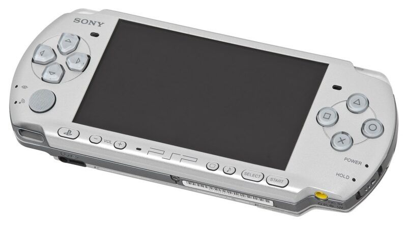 Specifiche della PlayStation Portable 3000
